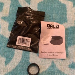 Qalo men silicone ring size 10